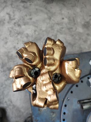 4.5 इंच (114.3 मिमी) M516 पीडीसी ड्रिल बिट तेल गैस खनन ड्रिलिंग के लिए