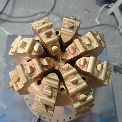 अत्यधिक कठोर घर्षण चट्टान के लिए अनुकूलित ब्लेड-प्रकार के इम्प्रूव्ड डायमंड ड्रिल बिट